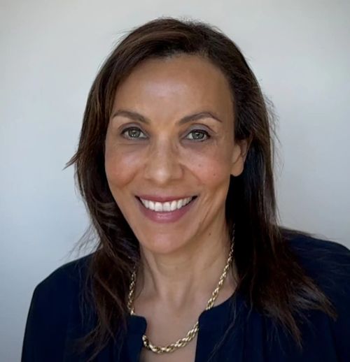 Headshot of Rebecca Bond